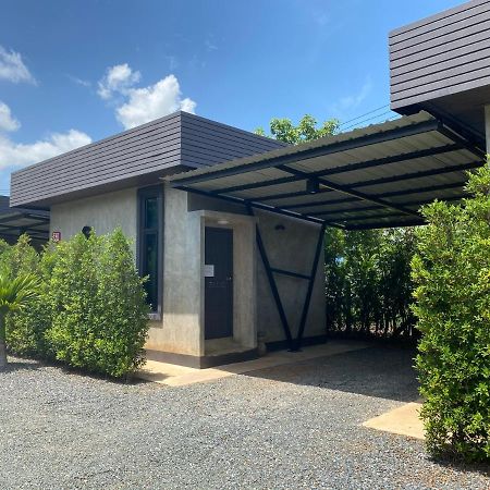 The Loft House Sakaeo Hotel Watthana Nakhon Eksteriør billede