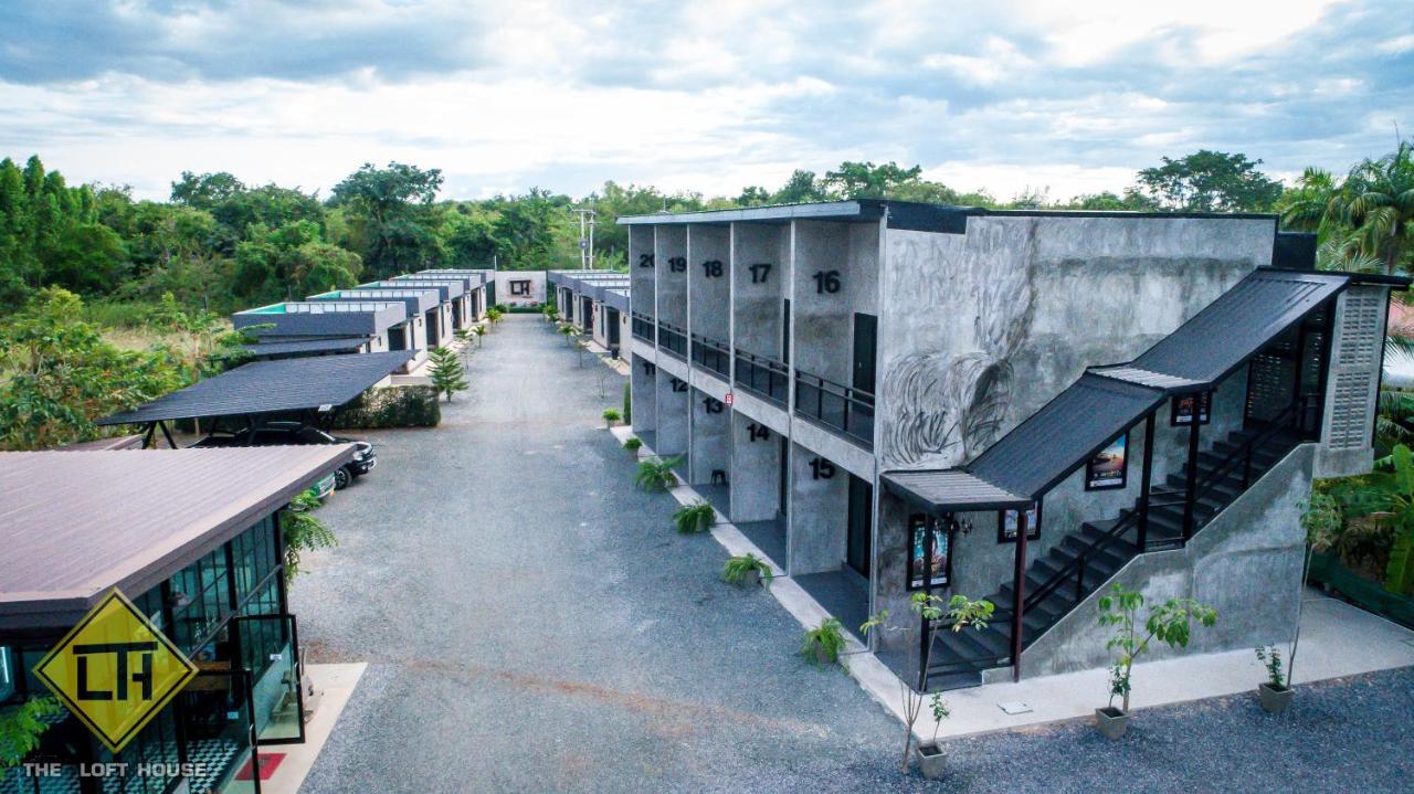 The Loft House Sakaeo Hotel Watthana Nakhon Eksteriør billede
